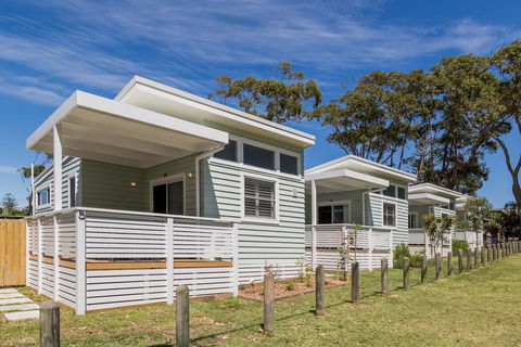 Surfside Cudmirrah Beach - Tourism Gold Coast 1