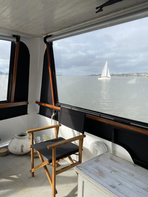 Swamp Fox Luxury 2BR Dutch Barge - Tourism Gold Coast 3