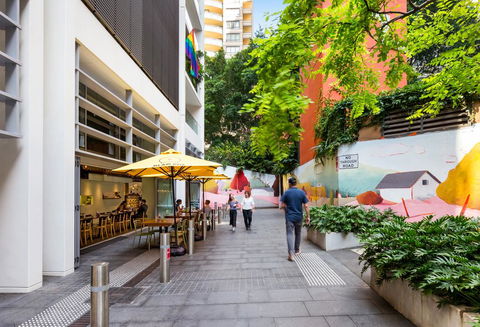 Sydney 1 Bed Modern Self Contained Apartment (402ALB) - Tourism Gold Coast 1