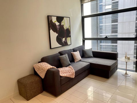 Sydney CBD Central Location - Spacious Apartment - Parking - Pool - Gym - Best Location - Tourism Gold Coast 1