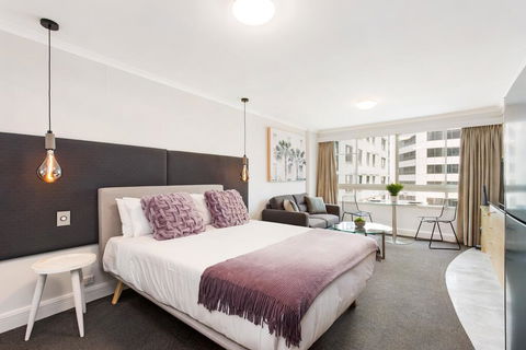 Sydney CBD Studio Apartment With Stunning View Of Darling Harbour (1704 KNT) - Tourism Gold Coast 0