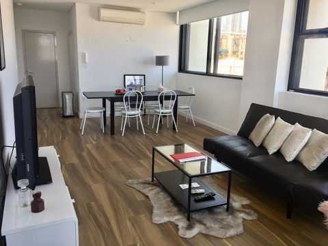 Sydney CBD, Live Like You're At Home (W/Parking) - Tourism Gold Coast 0