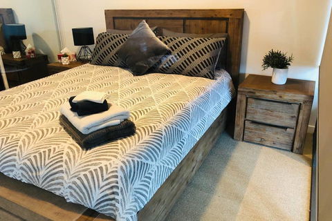 Sydney Olympic Park Luxury Apartment - Tourism Gold Coast 1