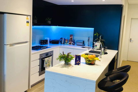 Sydney Olympic Park Luxury Apartment - Tourism Gold Coast 2