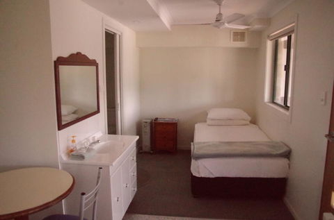 T's Resort & Motel - Tourism Gold Coast 2