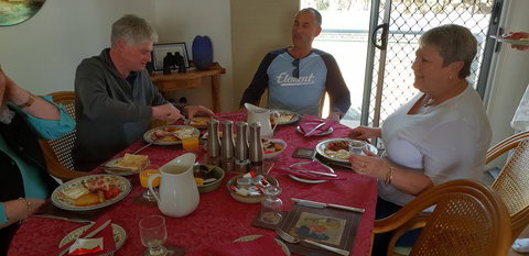 Taits Place Vineyard B & B - Gold Coast 3