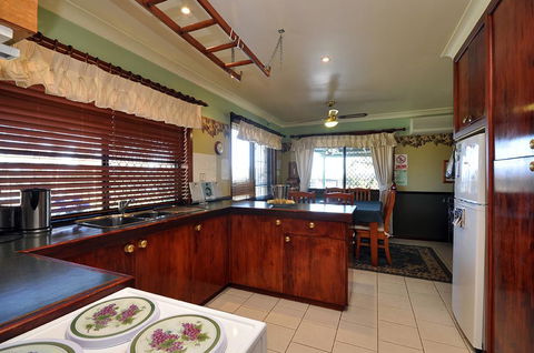Talga Escape Rothbury With Pool And Views - Tourism Gold Coast 1