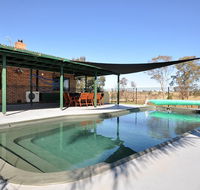 Talga Escape Rothbury with pool and views - Tourism Gold Coast