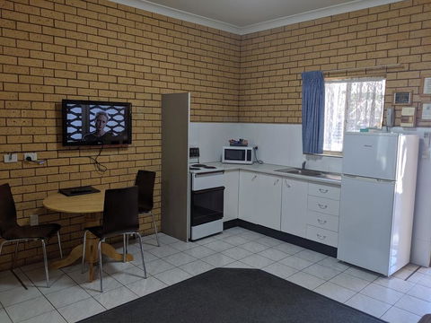 Tallarook Motor Inn - Tourism Gold Coast 3