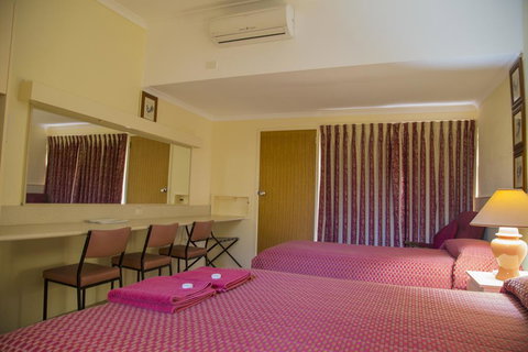 Tarra Motel - Tourism Gold Coast 3