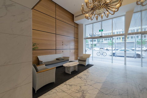 Tasha's Apartments On Morphett - Tourism Gold Coast 1