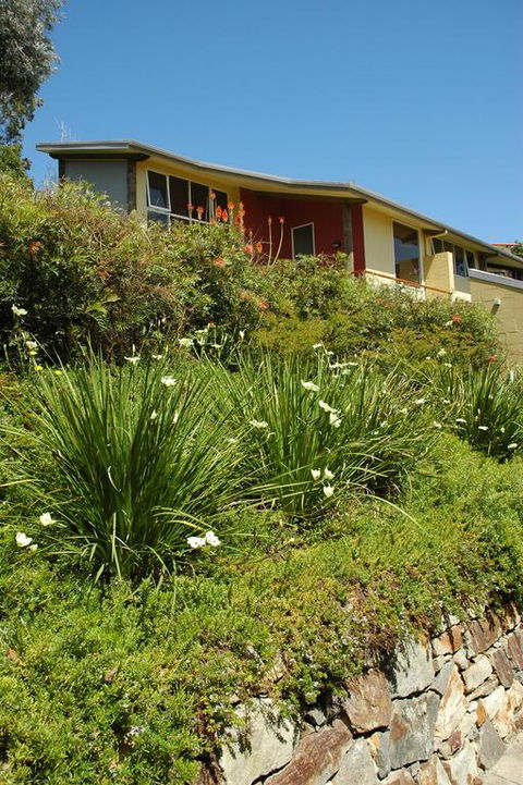 Tathra Beach House Holiday Apartments - Tourism Gold Coast 3