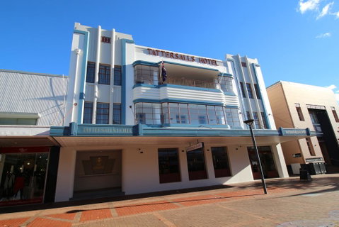 Tattersalls Hotel - Tourism Gold Coast 0
