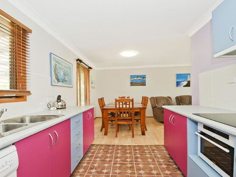 Tea Tree Cottage - Great Yard For Pets And Kids - Tourism Gold Coast 1