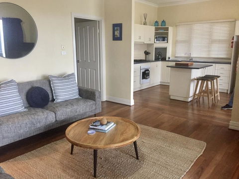The Beach House & Villas - Tourism Gold Coast 3