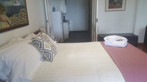 AppleBay Guest House - Tourism Gold Coast 25