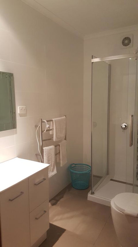 AppleBay Guest House - Tourism Gold Coast 34