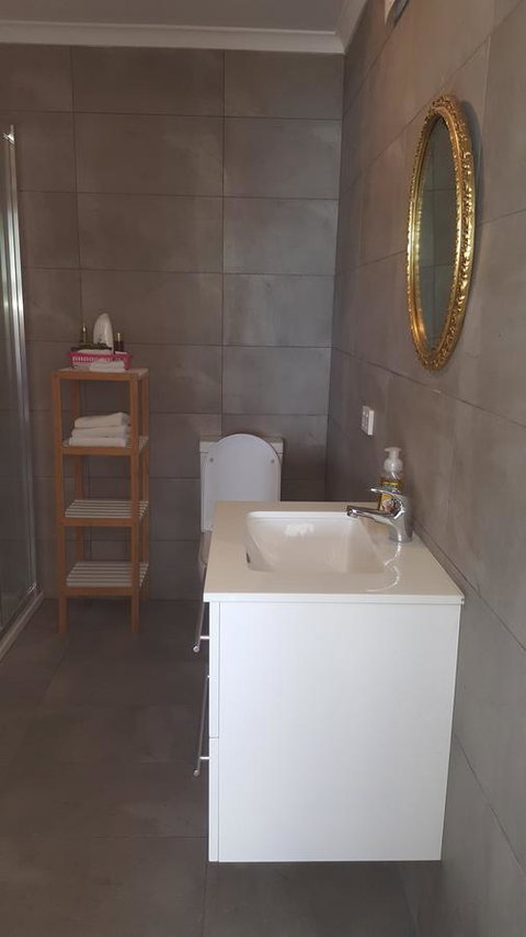 AppleBay Guest House - Tourism Gold Coast 9