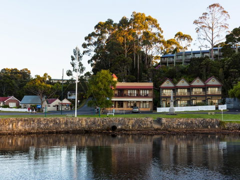 Strahan Village - Tourism Gold Coast 36