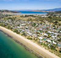 Aqua Beachfront - Tourism Gold Coast