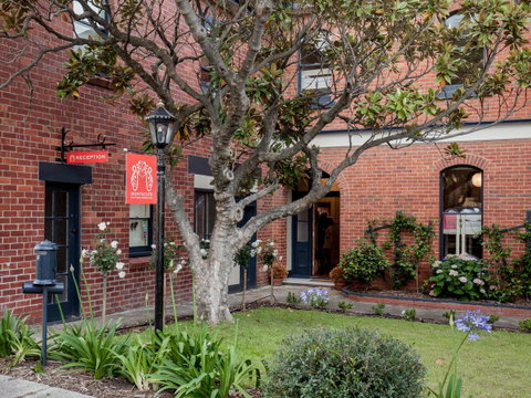 Montacute Boutique Bunkhouse - Tourism Gold Coast 22