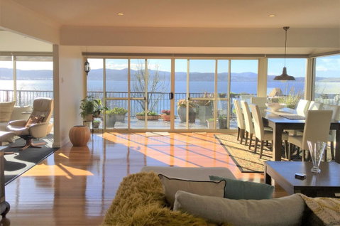 Sunrise On The Bay - Tourism Gold Coast 10