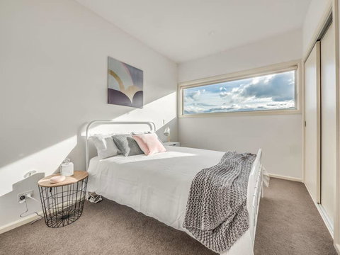 Marina View Apartment - Tourism Gold Coast 3