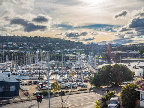 Marina View Apartment - Tourism Gold Coast 9