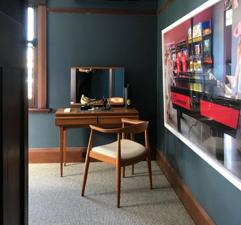 Devine Stays - Rupert #1 NOHO Art Apartment - Tourism Gold Coast 7