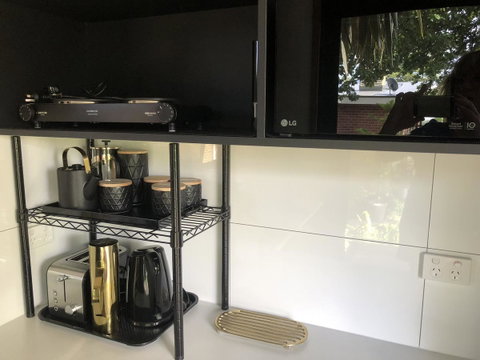 Studio SixA ... A Haven In The Heart Of Hobart - Tourism Gold Coast 9
