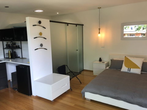 Studio SixA ... A Haven In The Heart Of Hobart - Tourism Gold Coast 1