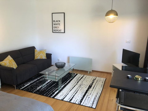 Studio SixA ... A Haven In The Heart Of Hobart - Tourism Gold Coast 3
