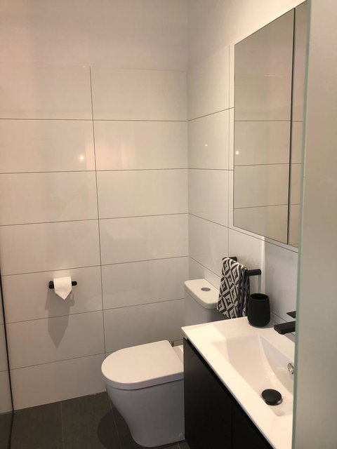 Studio SixA ... A Haven In The Heart Of Hobart - Tourism Gold Coast 13