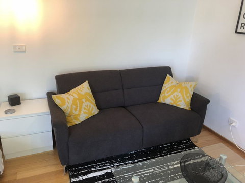 Studio SixA ... A Haven In The Heart Of Hobart - Tourism Gold Coast 4