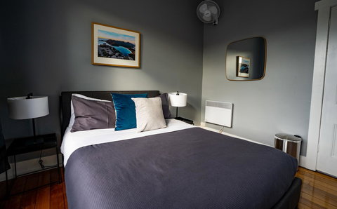 The Tasmanian Inn - Tourism Gold Coast 8