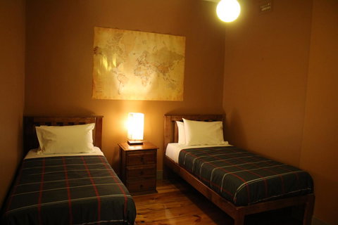 The Tasmanian Inn - Tourism Gold Coast 10