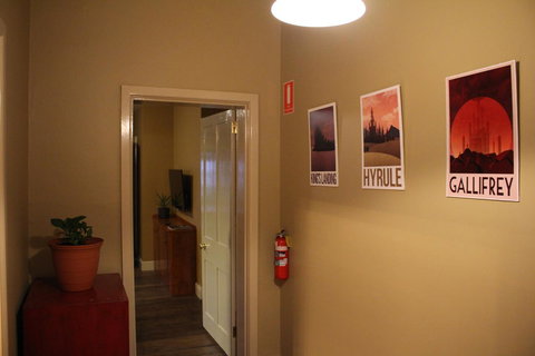 The Tasmanian Inn - Tourism Gold Coast 11