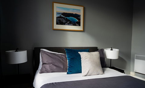 The Tasmanian Inn - Tourism Gold Coast 6