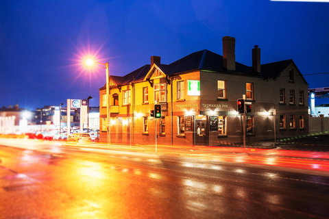 The Tasmanian Inn - Tourism Gold Coast 0