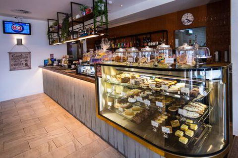 Shoreline Hotel - Tourism Gold Coast 5