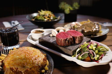 Shoreline Hotel - Tourism Gold Coast 17