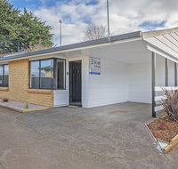 Elkie Villa - 2 Bedroom Unit - Burnie - Gold Coast