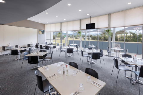 Travelodge Hotel Hobart Airport - Tourism Gold Coast 16