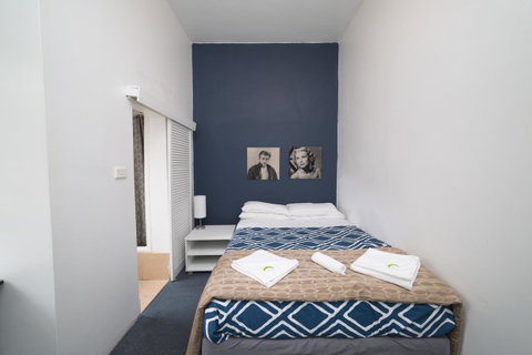 The Brunswick Hotel - Tourism Gold Coast 12