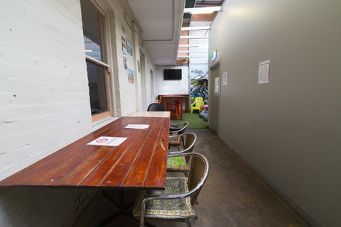 The Brunswick Hotel - Tourism Gold Coast 32
