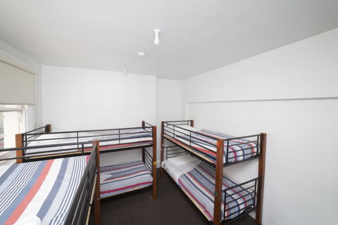 The Brunswick Hotel - Tourism Gold Coast 27