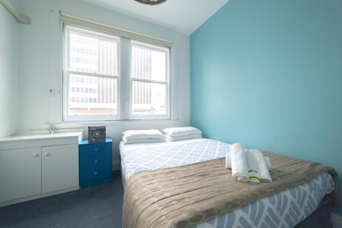 The Brunswick Hotel - Tourism Gold Coast 4