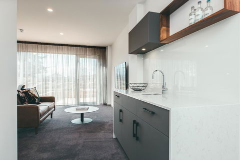 Maylands Lodge - Tourism Gold Coast 29