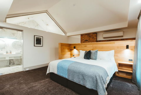 Maylands Lodge - Tourism Gold Coast 9