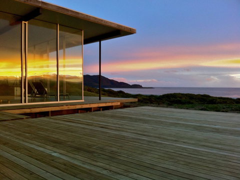 Cloudy Bay Beach House - Gold Coast 7